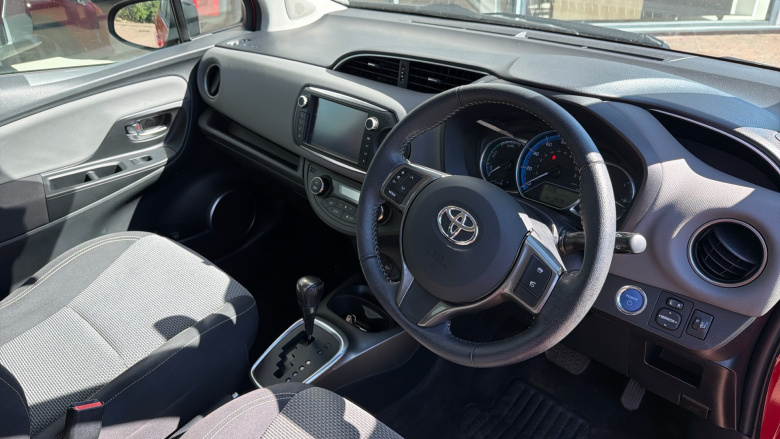 Toyota Yaris 1.5 Hybrid Icon 5dr CVT Hybrid Hatchback